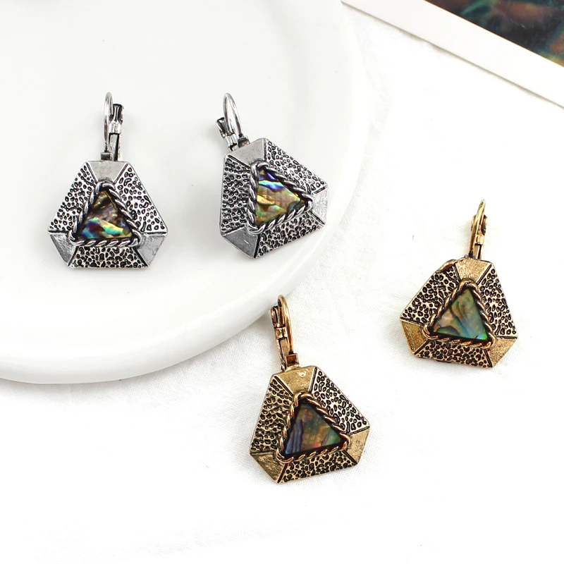 Personality Geometric Earrings Ancient Silver Bronze Triangle Irregular Pattern Color Sequin Earrings Female Charm Punk Jewelry
Personality Geometric Earrings Ancient Silver Bronze Triangle Irregular Pattern Color Sequin Earrings Female Charm Punk Jewelry