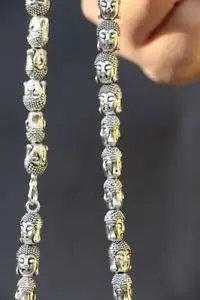 Beautiful Collection Chineae Tibet Silver Carving Buddha Prayer Bead Necklace Resin Collectible Old Handwork Silver
Beautiful Collection Chineae Tibet Silver Carving Buddha Prayer Bead Necklace Resin Collectible Old Handwork Silver