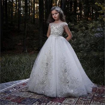 Luxury and High Quality Flower Girl Dress Beaded 3D Appliques Sweep Train Well Designed Pageant Gowns Prom Dress Evening Dresslx
Luxury and High Quality Flower Girl Dress Beaded 3D Appliques Sweep Train Well Designed Pageant Gowns Prom Dress Evening Dresslx