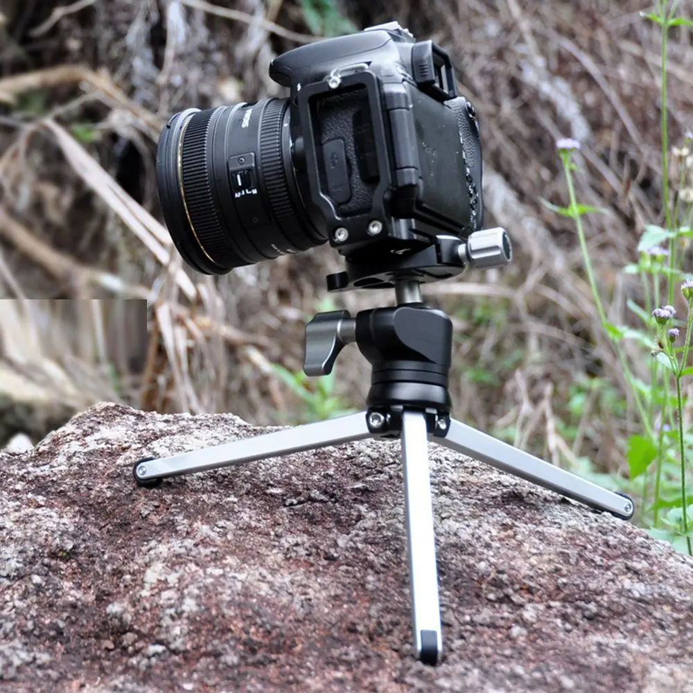 Tabletop Travel Mini Tripod with Ball Head for Canon Nikon Sony A7S XT1 XT-2 X-pro1 XT10 Camera Camcorder Smartphone
Tabletop Travel Mini Tripod with Ball Head for Canon Nikon Sony A7S XT1 XT-2 X-pro1 XT10 Camera Camcorder Smartphone