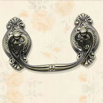 64mm shaky ring drawer handles Bronze kitchen cabinet pulls antique zinc alloy dresser cupboard handles pulls knobs
64mm shaky ring drawer handles Bronze kitchen cabinet pulls antique zinc alloy dresser cupboard handles pulls knobs