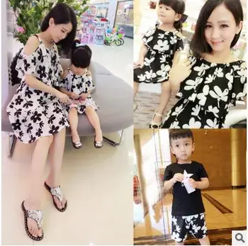Summer Style Mom + Girl baby Family fitted Navy style Short sleeve Casual Skirt Mother and daughter Dress Family brand clothing 
Summer Style Mom + Girl baby Family fitted Navy style Short sleeve Casual Skirt Mother and daughter Dress Family brand clothing