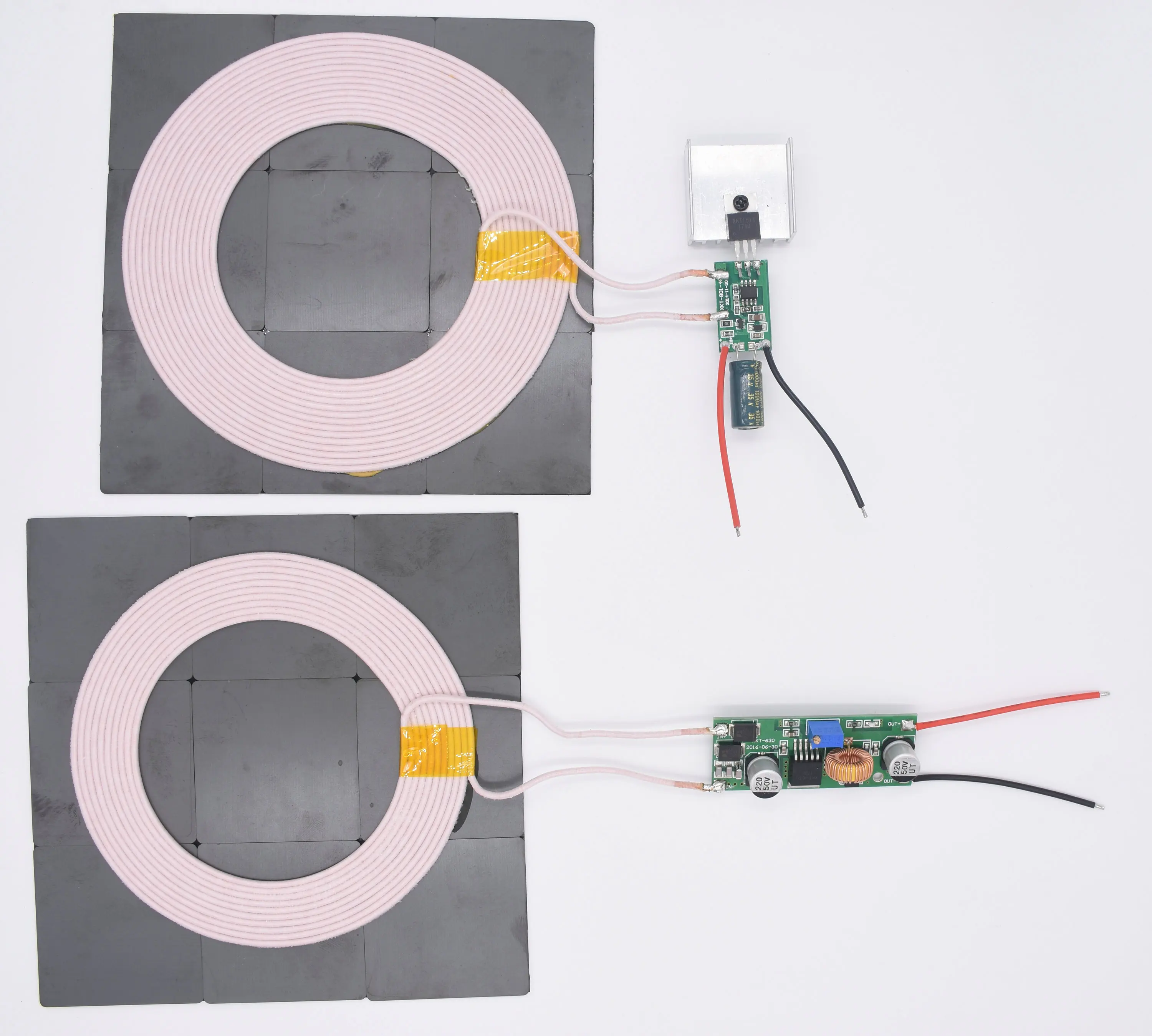 With Magnetic Board 30mm Distance 12V2A Wireless Power Supply Module Wireless Charging Module XKT801-37
With Magnetic Board 30mm Distance 12V2A Wireless Power Supply Module Wireless Charging Module XKT801-37