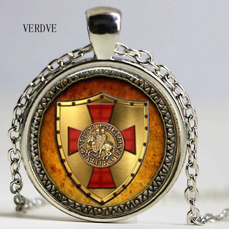1 Pieces Fashionable Templar Knight Glass Pendant Necklace Jewelry Men's Gift Jewelry
1 Pieces Fashionable Templar Knight Glass Pendant Necklace Jewelry Men's Gift Jewelry