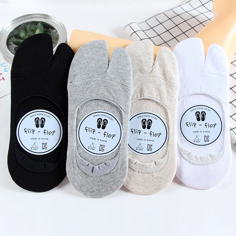 Solid color Split toe socks fashion street invisible Flip Flop women sock summer comfort sweat absorbent non slip cotton socken
Solid color Split toe socks fashion street invisible Flip Flop women sock summer comfort sweat absorbent non slip cotton socken