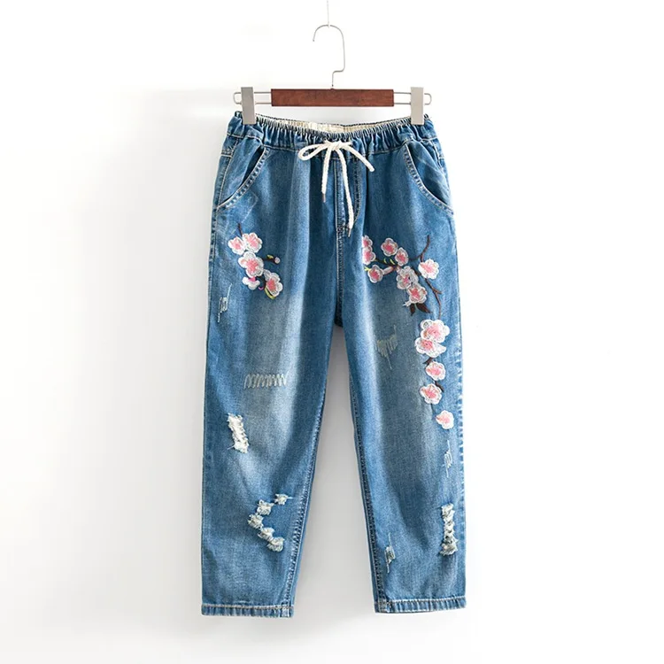 2019 Plus Size Casual Jeans Summer Women Clothing Fashion Loose plum flower embroidery Denim Calf-Length Pants S7
2019 Plus Size Casual Jeans Summer Women Clothing Fashion Loose plum flower embroidery Denim Calf-Length Pants S7