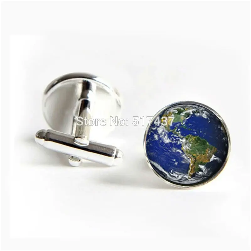 2018 New Fashion World Earth Cufflinks Planet Earth Cuff link Men Cufflinks High Quality Round Cuff Links
2018 New Fashion World Earth Cufflinks Planet Earth Cuff link Men Cufflinks High Quality Round Cuff Links