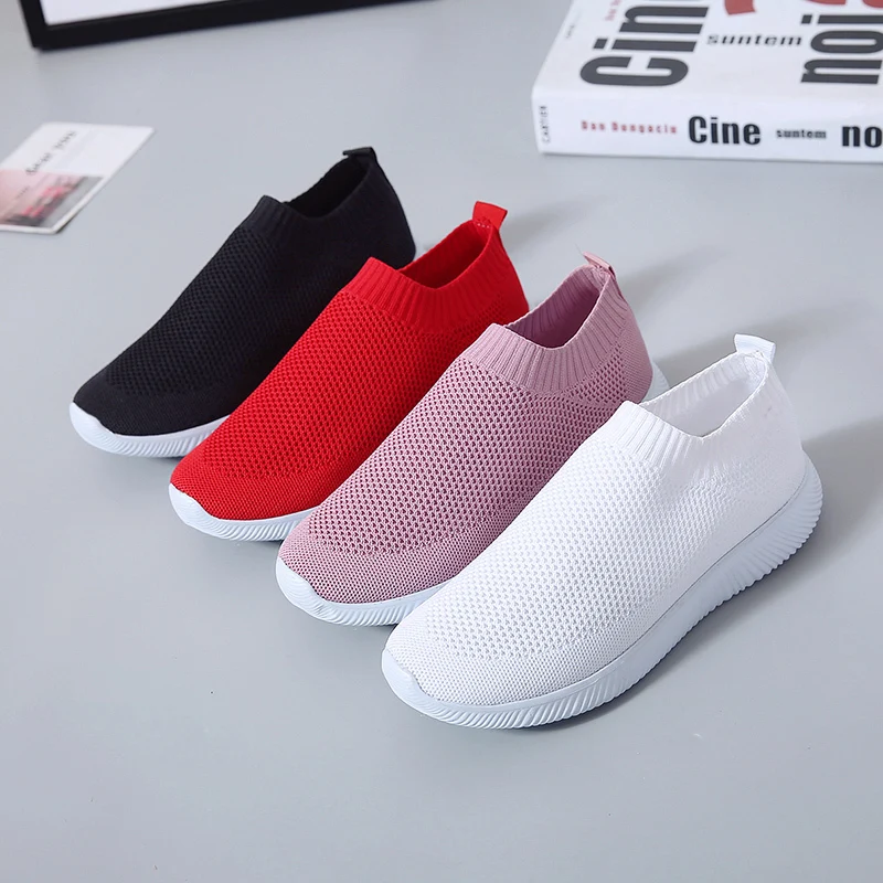 2019 Spring New Women Casual Shoes Fashion Flyknit Shoes Large Size 35-43 Mothers Flying Woven Flats Breathable Fitness Shoes 
2019 Spring New Women Casual Shoes Fashion Flyknit Shoes Large Size 35-43 Mothers Flying Woven Flats Breathable Fitness Shoes