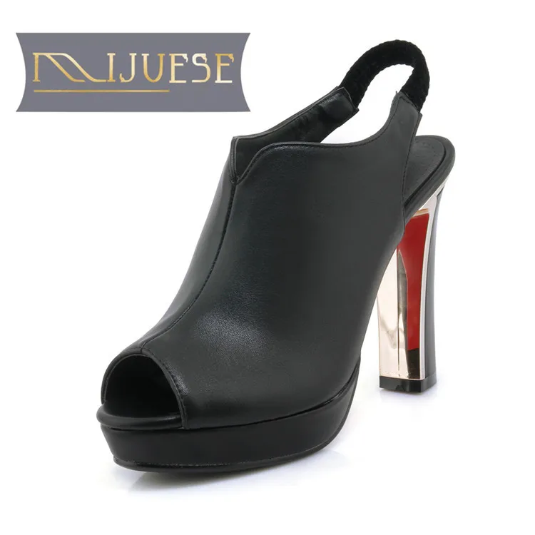MLJUESE 2018 women sandals Summer style peep toe Black color buckle strap platform high heels women size 34-42
MLJUESE 2018 women sandals Summer style peep toe Black color buckle strap platform high heels women size 34-42