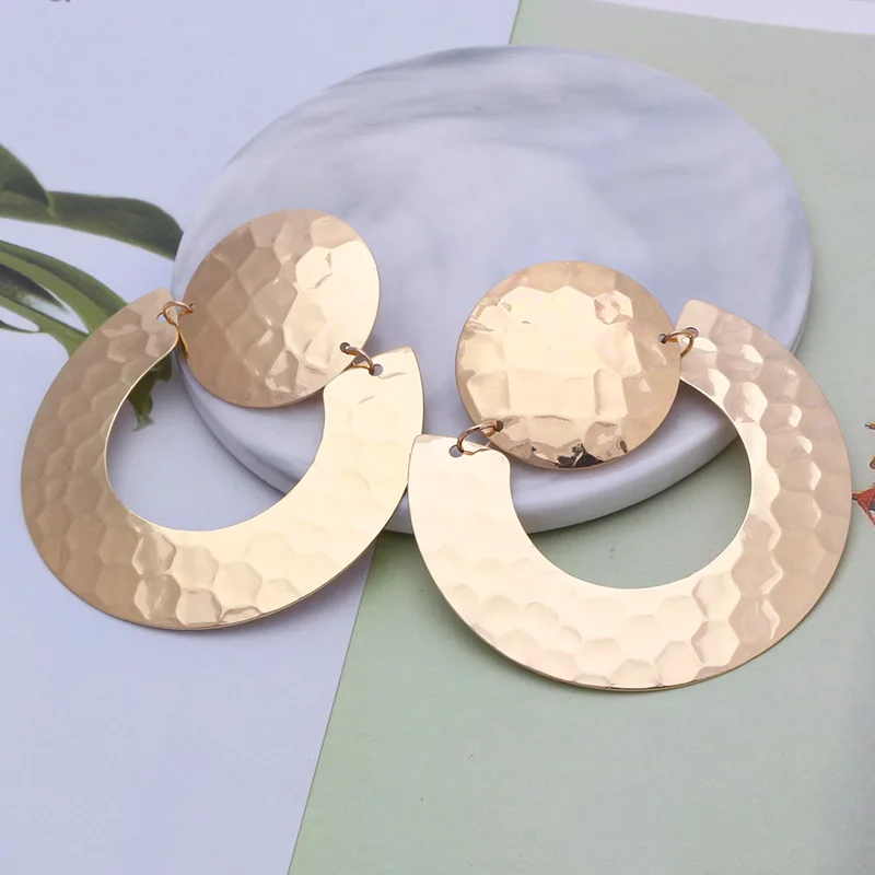 ES413 Geometry Round Metal Earrings For Women Gold Color Hollow Round Fashion Jewelry Drop Earrings brincos pendientes mujer
ES413 Geometry Round Metal Earrings For Women Gold Color Hollow Round Fashion Jewelry Drop Earrings brincos pendientes mujer
