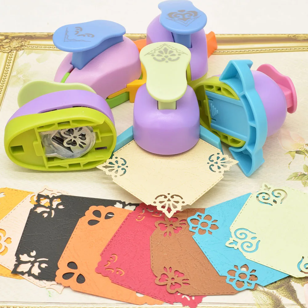 Flowers Edge Right Angle Hole Punch Embossing Device For DIY Paper Crafts Scrapbooking Gift Card Party Wedding Decoration
Flowers Edge Right Angle Hole Punch Embossing Device For DIY Paper Crafts Scrapbooking Gift Card Party Wedding Decoration