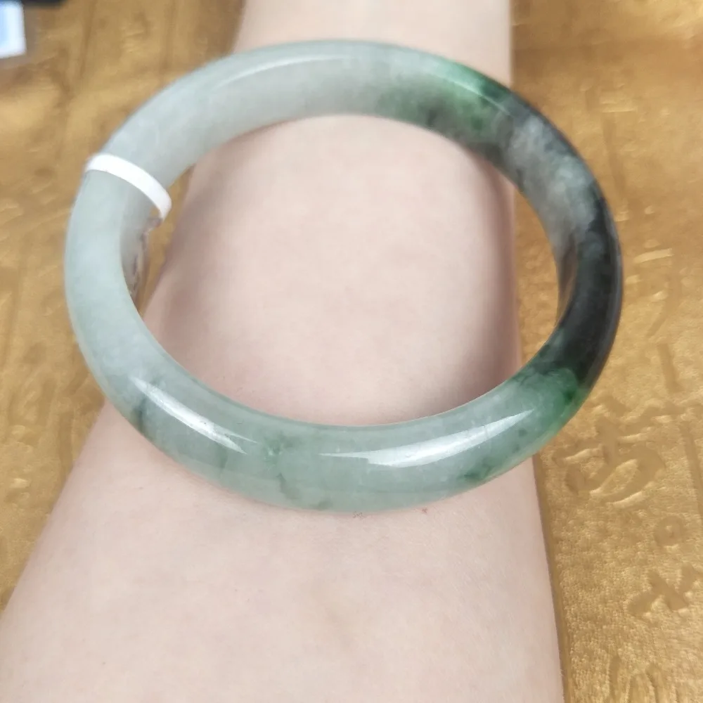 Send A certificate natural Jadeite bracelet Natural dark green two-color 54-61mm female Princess bracelet Jewelry gift
Send A certificate natural Jadeite bracelet Natural dark green two-color 54-61mm female Princess bracelet Jewelry gift