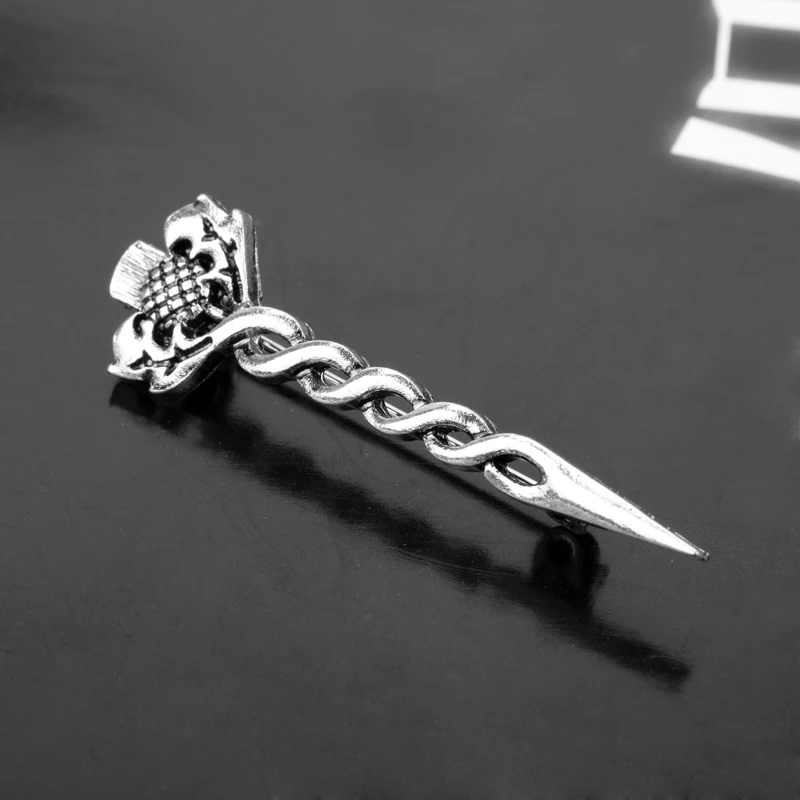 MQCHUN Vintage Silver Thistle Celtic Knot Kilt Pin Brooch TV Outlander Scottish National Flower Thistle Brooches Women Jewelry
MQCHUN Vintage Silver Thistle Celtic Knot Kilt Pin Brooch TV Outlander Scottish National Flower Thistle Brooches Women Jewelry
