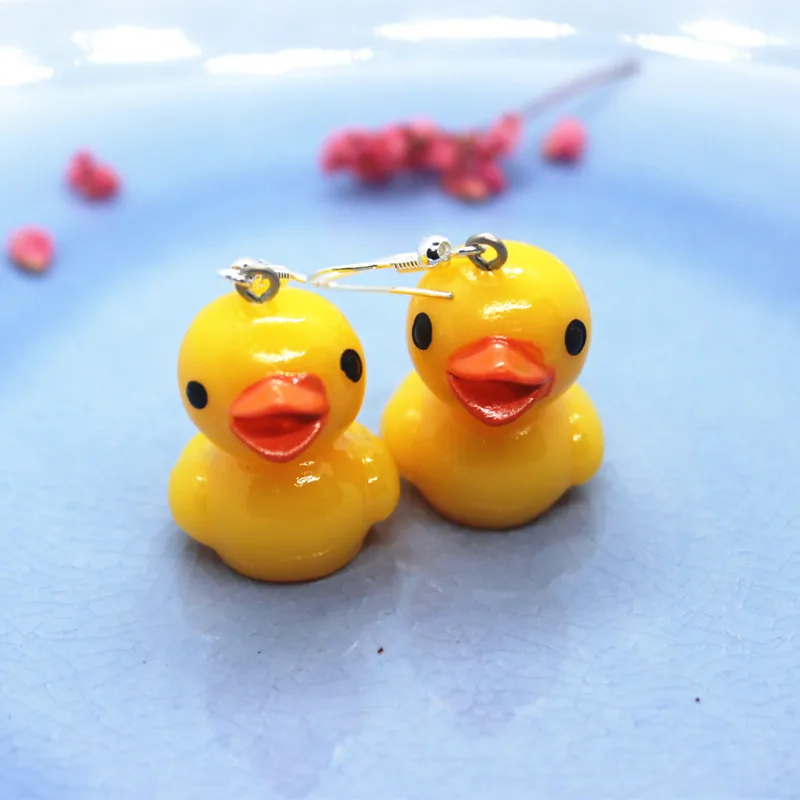 925 Siver Women's Fashion Hypoallergenic Earrings Cute Small Yellow Duck Shaped Earring Hand-made Creative Jewelry Crafts
925 Siver Women's Fashion Hypoallergenic Earrings Cute Small Yellow Duck Shaped Earring Hand-made Creative Jewelry Crafts