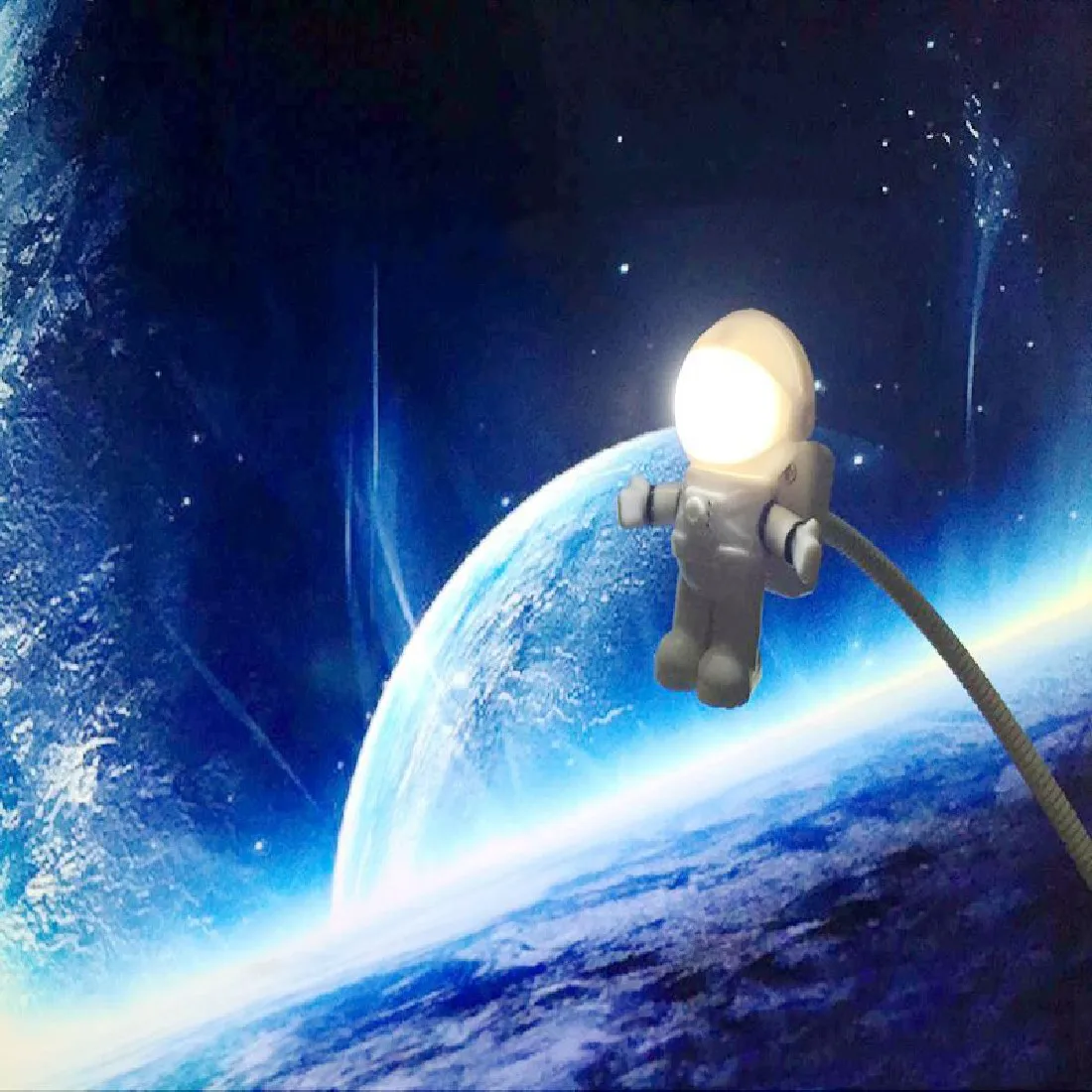 New Arrival Cool New Astronaut Spaceman USB LED Adjustable Night Light For Computer PC Lamp Desk Light Pure White
New Arrival Cool New Astronaut Spaceman USB LED Adjustable Night Light For Computer PC Lamp Desk Light Pure White