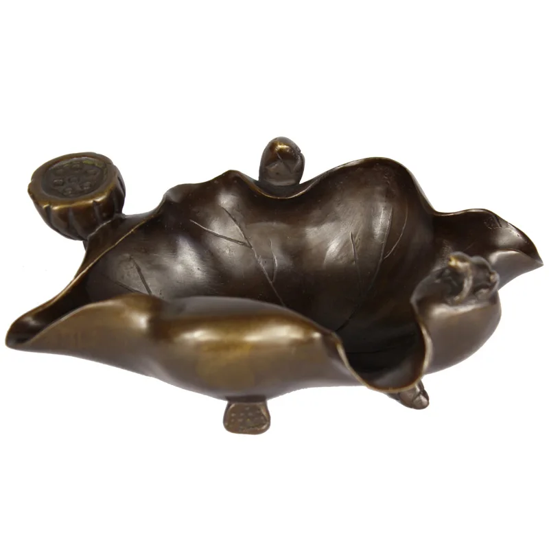 Big Shi edge copper crafts Home Furnishing ornaments lotus ashtray pastoral style Wedding Gift NEW
Big Shi edge copper crafts Home Furnishing ornaments lotus ashtray pastoral style Wedding Gift NEW
