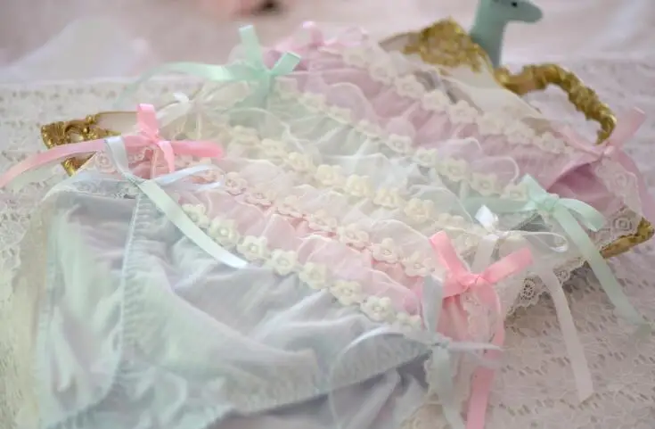 2019 New Arrival M L XL Lovely Cute Lolita Kawaii Princess Unique Flora Embroidery Strape Panties Underwear Brief Thong WP577
2019 New Arrival M L XL Lovely Cute Lolita Kawaii Princess Unique Flora Embroidery Strape Panties Underwear Brief Thong WP577
