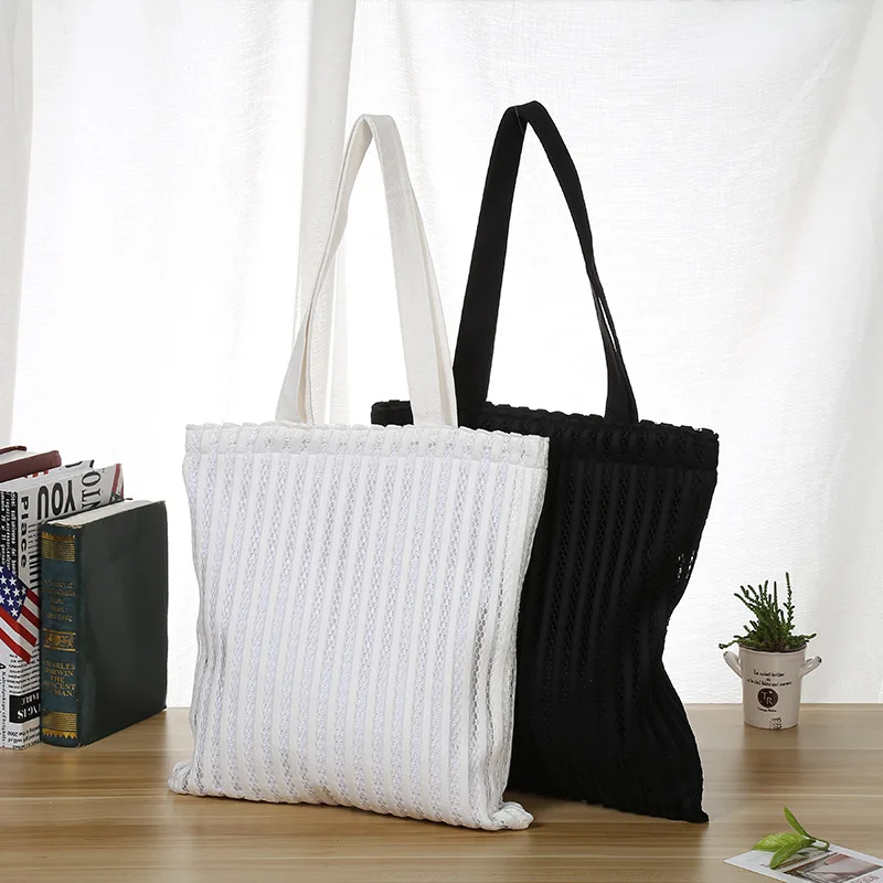2018 New Korean Hollow Out Lace Mesh Bag Summer Beach Bag Handbags Canvas Bag Leisure Large Capacity canvas Women Composite Bag
2018 New Korean Hollow Out Lace Mesh Bag Summer Beach Bag Handbags Canvas Bag Leisure Large Capacity canvas Women Composite Bag