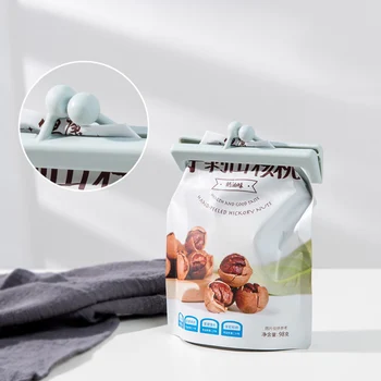 Plastic Portable Food Storage Bag Clip Snack Sealing Clamp Snap-on Reusable Multifunction 2Pcs Kitchen Gadgets
Plastic Portable Food Storage Bag Clip Snack Sealing Clamp Snap-on Reusable Multifunction 2Pcs Kitchen Gadgets