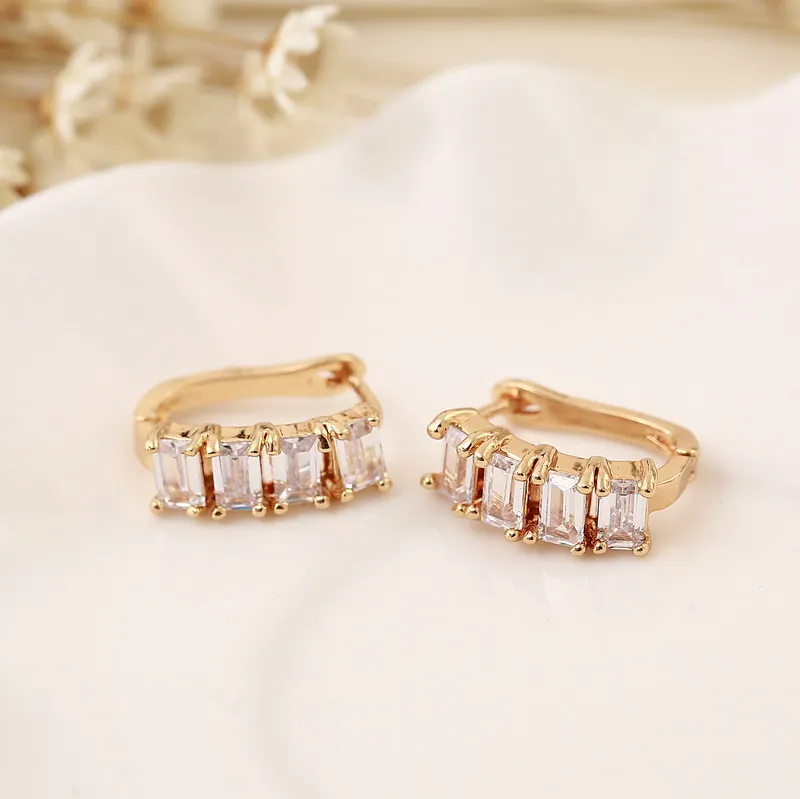 High Quality Gold Silver Plated Crystal Zircon Earrings Statement Wedding Jewelry Wholesale Hoop Earrings For Women
High Quality Gold Silver Plated Crystal Zircon Earrings Statement Wedding Jewelry Wholesale Hoop Earrings For Women