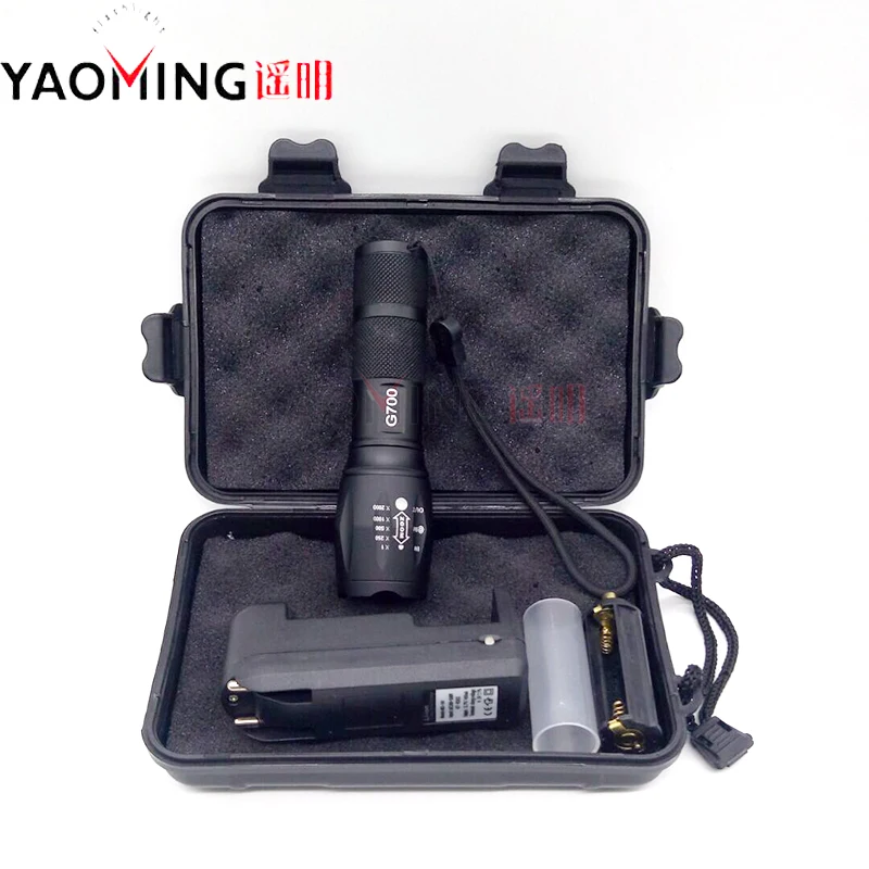 CREE XML U2 LED Flashlight w/ Charger & Car Clip & Holder 2000 Lumens Zoomable Adjustable