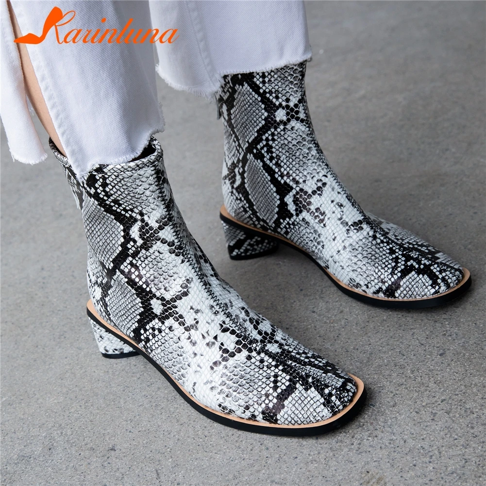 KARINLUNA Large Size 33-41 New Fashion Hot Sale Sheepskin High Quality Ankle Boots Woman Shoes Zip Square Toe Shoes Woman Boots
KARINLUNA Large Size 33-41 New Fashion Hot Sale Sheepskin High Quality Ankle Boots Woman Shoes Zip Square Toe Shoes Woman Boots
