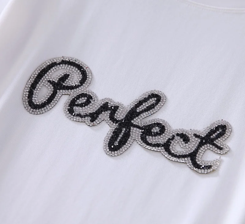 Sparkling Rhinestone Perfect Pattern Clothes Patches Fashion Sequined DIY Appliques Bling Iron-on Patches
Sparkling Rhinestone Perfect Pattern Clothes Patches Fashion Sequined DIY Appliques Bling Iron-on Patches
