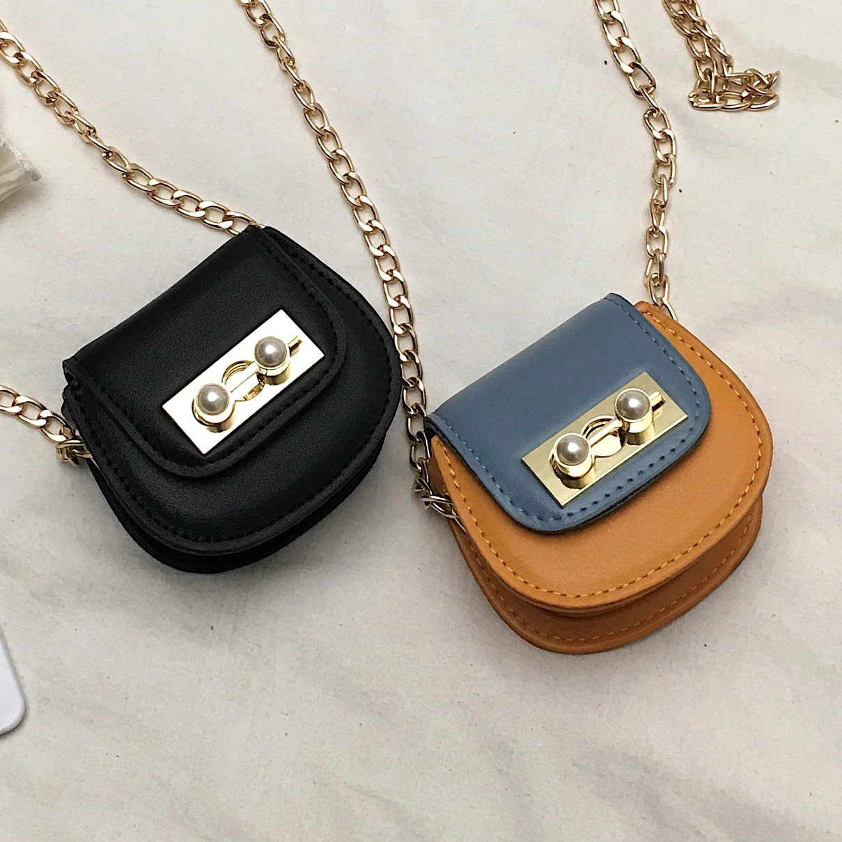 2019 spring and summer new mini-round bag network celebrity same style fairy single shoulder sloping chain women's bag
2019 spring and summer new mini-round bag network celebrity same style fairy single shoulder sloping chain women's bag
