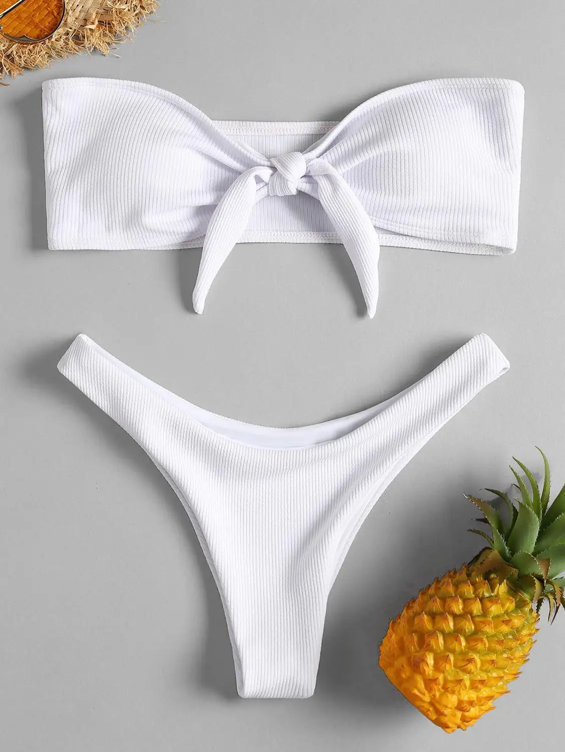 2019 Women's Bikini Set Tube Top Bow Sexy Split Swimsuit White Red Solid Color Striped Polyester Two-piece Suit Swimwear T0534
2019 Women's Bikini Set Tube Top Bow Sexy Split Swimsuit White Red Solid Color Striped Polyester Two-piece Suit Swimwear T0534