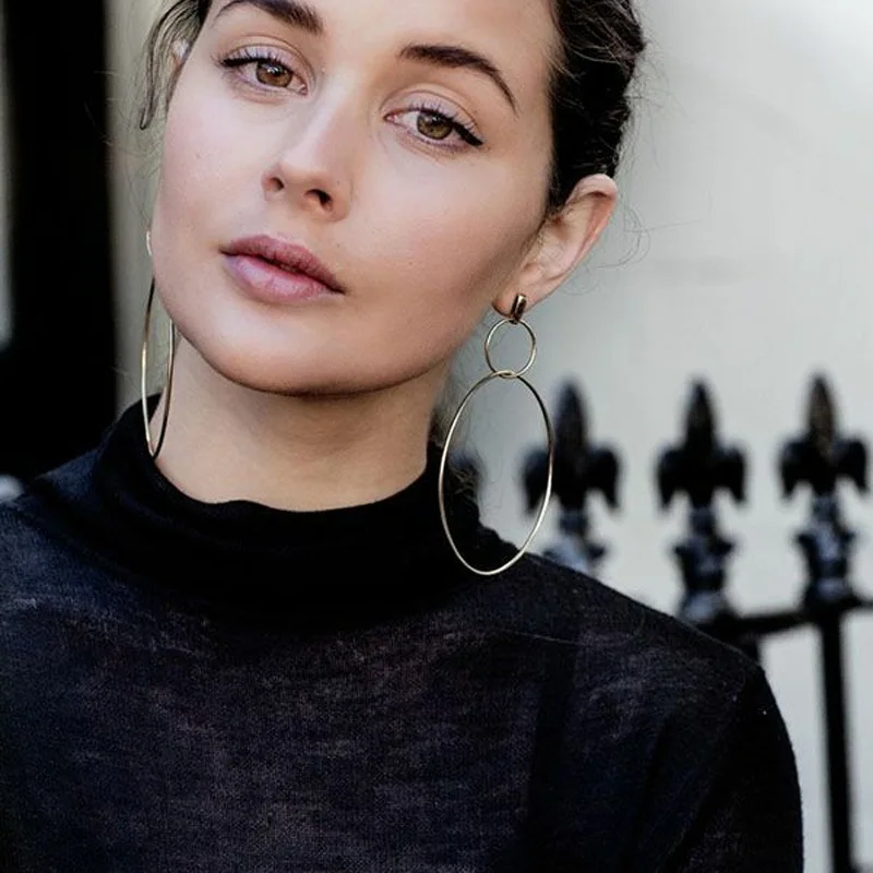 The New Round Big Ear Ring Earrings Women's Popular Exaggerated Fashion And Personality Earrings Accessories Wholesale
The New Round Big Ear Ring Earrings Women's Popular Exaggerated Fashion And Personality Earrings Accessories Wholesale