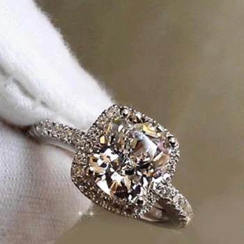 Sweetie 925 Sterling Silver Sona Diamond Stone 1 Carat Square Stone Finger Ring Lover Crystal Wedding Engagement Ring Jewelry
Sweetie 925 Sterling Silver Sona Diamond Stone 1 Carat Square Stone Finger Ring Lover Crystal Wedding Engagement Ring Jewelry