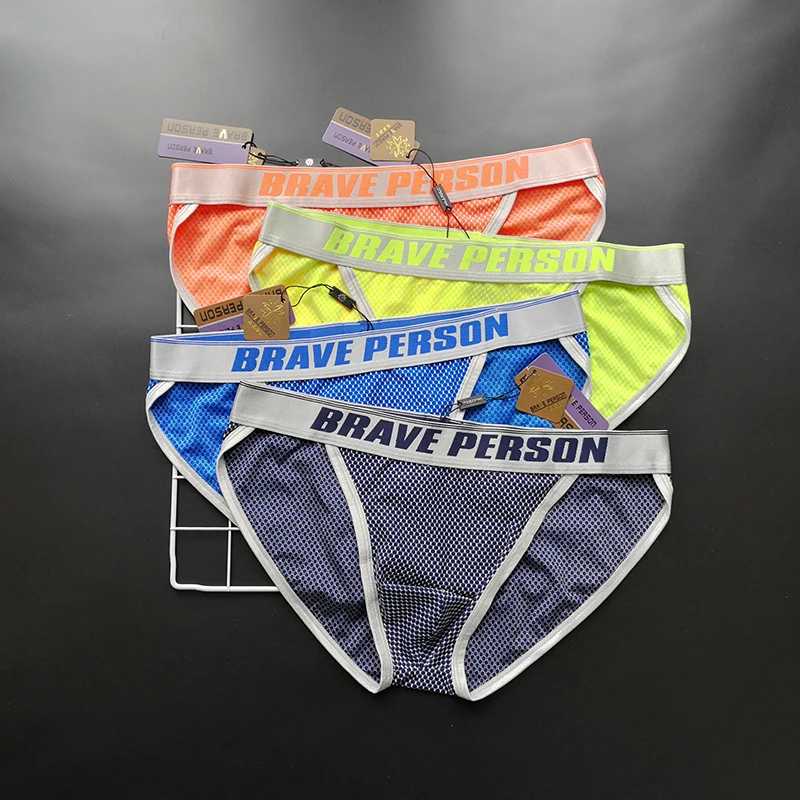 BRAVE PERSON 4Pcs/lot Pack Male Sexy Underwear Men Briefs Men's Sexy Underpants Low-waist High Fork Nylon Wide Belt Briefs
BRAVE PERSON 4Pcs/lot Pack Male Sexy Underwear Men Briefs Men's Sexy Underpants Low-waist High Fork Nylon Wide Belt Briefs