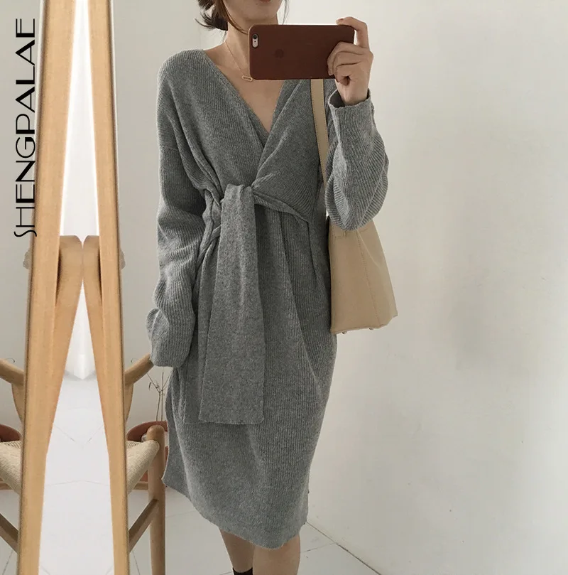 SHENGPALAE 2020 New Spring Black Red V Collar Knitted Dresses Long Sleeve Spring Waist Bandage Korean Fashion Women Dress FN942
SHENGPALAE 2020 New Spring Black Red V Collar Knitted Dresses Long Sleeve Spring Waist Bandage Korean Fashion Women Dress FN942
