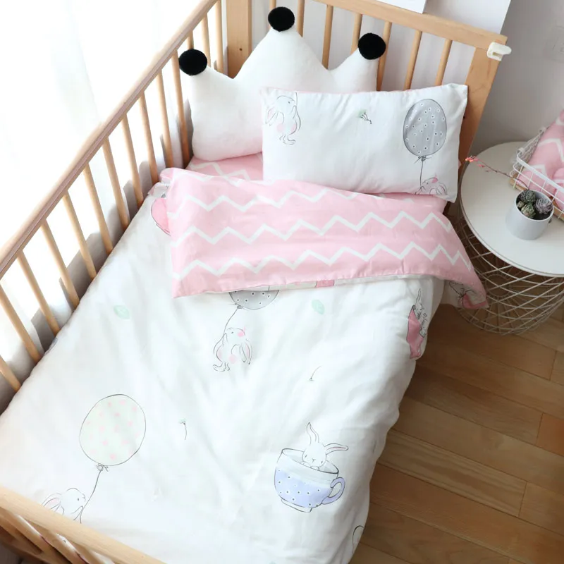 3Pcs Baby Bedding Set For Girl Princess Newborns Cotton Crib Bedding Set Baby Nursery Decor Children Bed Linen Without Filler
3Pcs Baby Bedding Set For Girl Princess Newborns Cotton Crib Bedding Set Baby Nursery Decor Children Bed Linen Without Filler