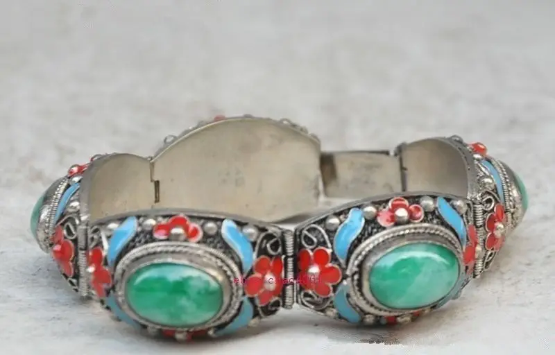 Hot sale new Style >>>>> China of Tibet Silver Palace Cloisonne mosaic Jade Bracelet
Hot sale new Style >>>>> China of Tibet Silver Palace Cloisonne mosaic Jade Bracelet