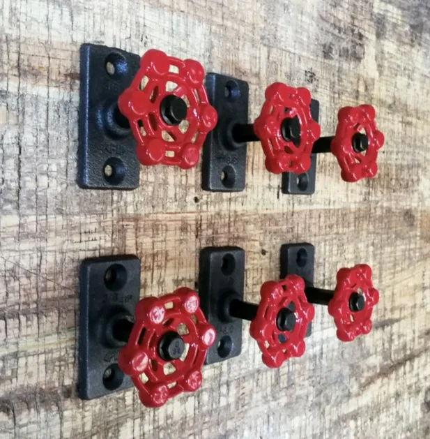 6pcs/lot 70x55mm. Industrial retro steam valve hook Cast iron valve drawer handle
6pcs/lot 70x55mm. Industrial retro steam valve hook Cast iron valve drawer handle