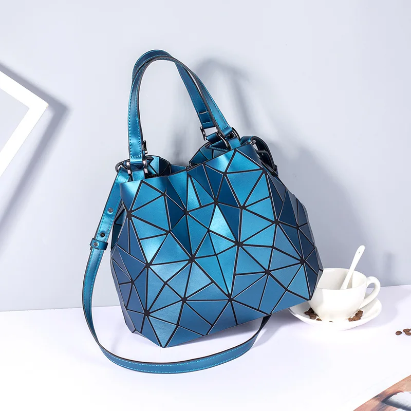 Female Bag Geometric Rhombic Handbag Fashion Luminous Baloon Shoulder Slung Hand Bag
Female Bag Geometric Rhombic Handbag Fashion Luminous Baloon Shoulder Slung Hand Bag