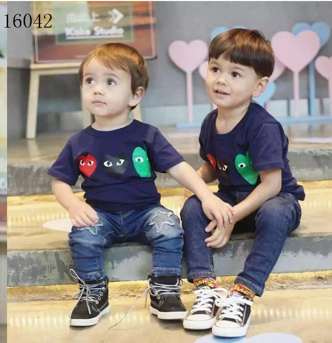 Children's wear Europe and America ins explosions summer set Handsome children's love boy two sets of denim |