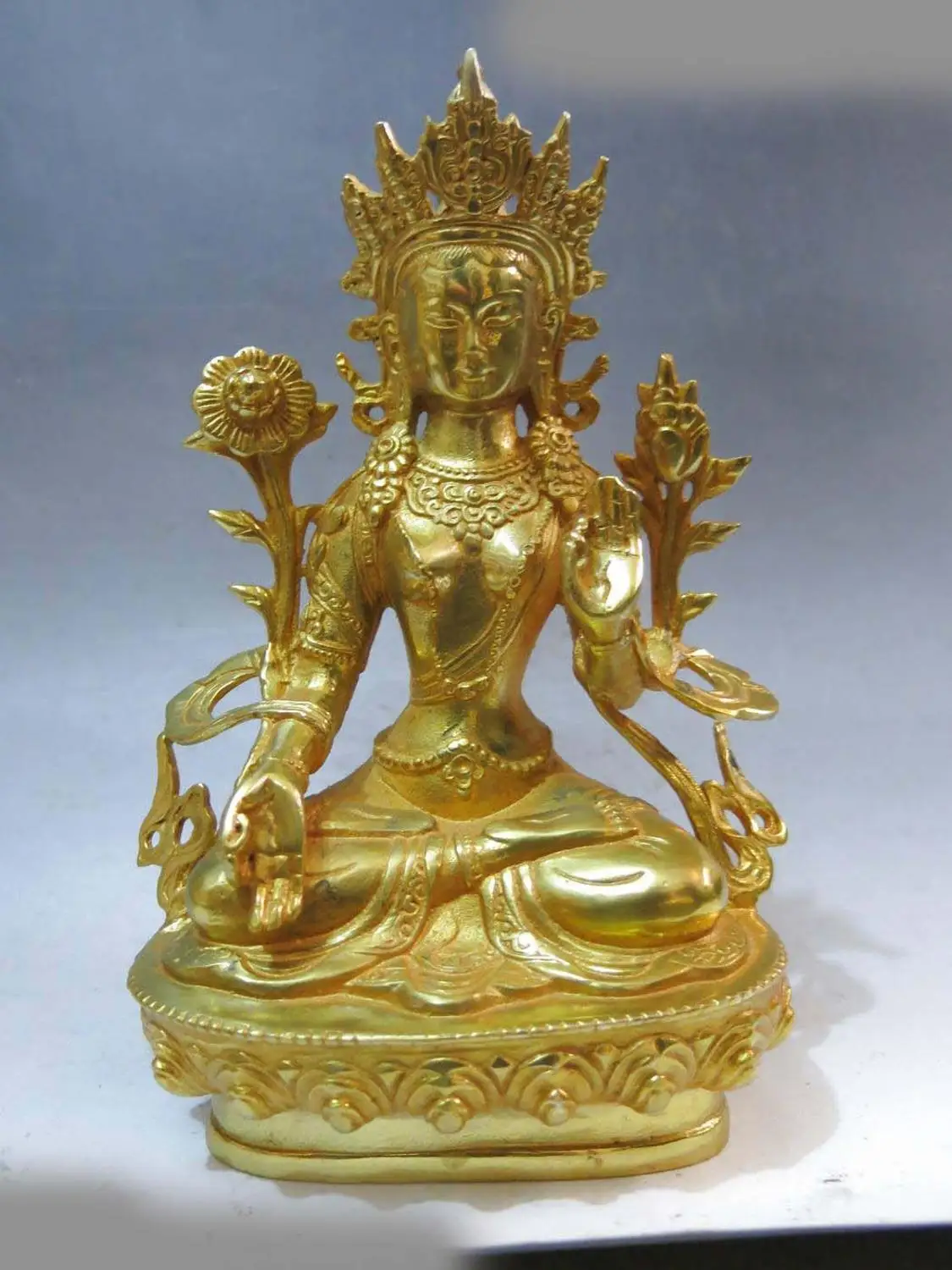 8" China Tibet bronze gild buddhism sculpture White Tara Kwan-yin buddha Statue
8" China Tibet bronze gild buddhism sculpture White Tara Kwan-yin buddha Statue