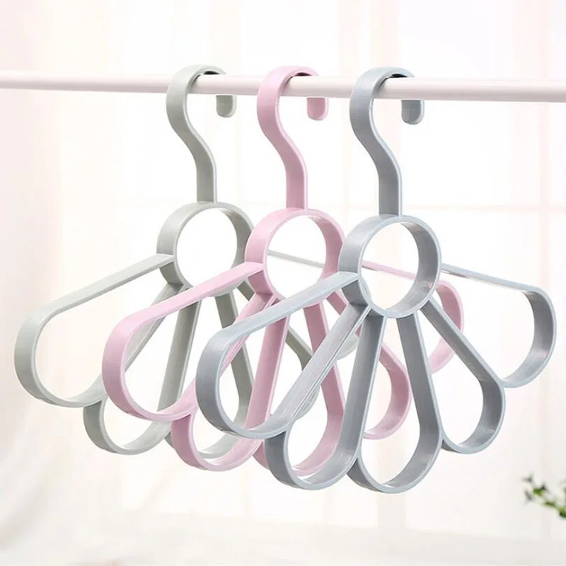 Multi-functional Plastic Belt Hanger Scarf Tie Hook, Beautiful Petal Design clothes Rack Closet Organizer, 3 Pcs/Lot
Multi-functional Plastic Belt Hanger Scarf Tie Hook, Beautiful Petal Design clothes Rack Closet Organizer, 3 Pcs/Lot