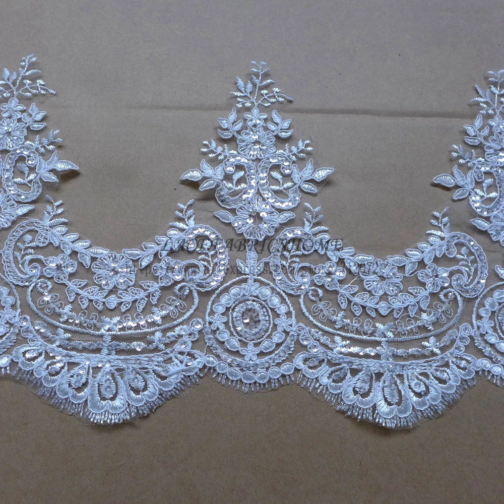 7yards 7.5''(20CM) off white sequins cord Bilateral lace trim gorgeous lace trim for fabric Millinery accent motif wedding veil
7yards 7.5''(20CM) off white sequins cord Bilateral lace trim gorgeous lace trim for fabric Millinery accent motif wedding veil