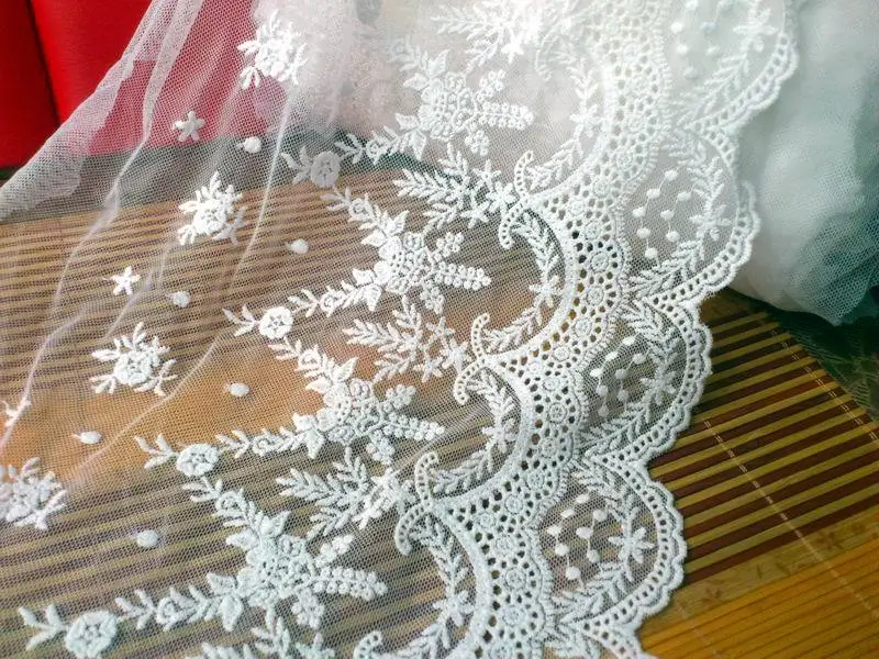 5 yards/lot width 22-34cm 8.66"-13.39" white/beige/black embroidery lace trim ribbon fabric DIY dress clothing DW20007L4K23
5 yards/lot width 22-34cm 8.66"-13.39" white/beige/black embroidery lace trim ribbon fabric DIY dress clothing DW20007L4K23