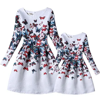 New 2018 family matching outfits mother and daughter clothes children's long sleeve dresses european style family clothing girls
New 2018 family matching outfits mother and daughter clothes children's long sleeve dresses european style family clothing girls