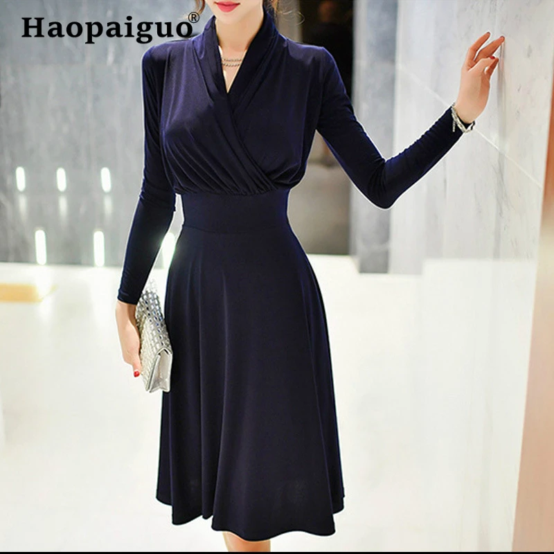 Large Size Navy Blue Gold Velvet Dress Winter for Women Corset Big Swing Casual Women Dress Elegant Solid Robe Femme Hiver 2019
Large Size Navy Blue Gold Velvet Dress Winter for Women Corset Big Swing Casual Women Dress Elegant Solid Robe Femme Hiver 2019