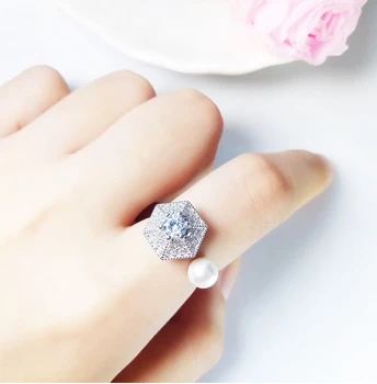 New 925 Sterling Silver Umbrella Shape Pearl Rotating Open Ring Zirconia Crystal Micro inlaid Female Party Jewelry Wholesale
New 925 Sterling Silver Umbrella Shape Pearl Rotating Open Ring Zirconia Crystal Micro inlaid Female Party Jewelry Wholesale