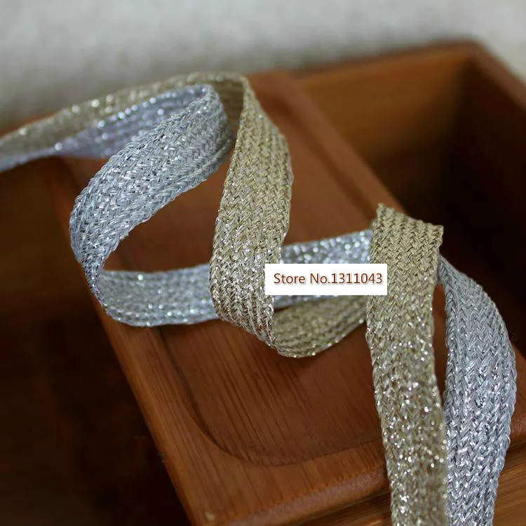 10Yard/lot Exquisite embroidery organza clothes accessories Ribbon lace trim Diy Gold and Silver 0.6cm-1cm Wide.
10Yard/lot Exquisite embroidery organza clothes accessories Ribbon lace trim Diy Gold and Silver 0.6cm-1cm Wide.