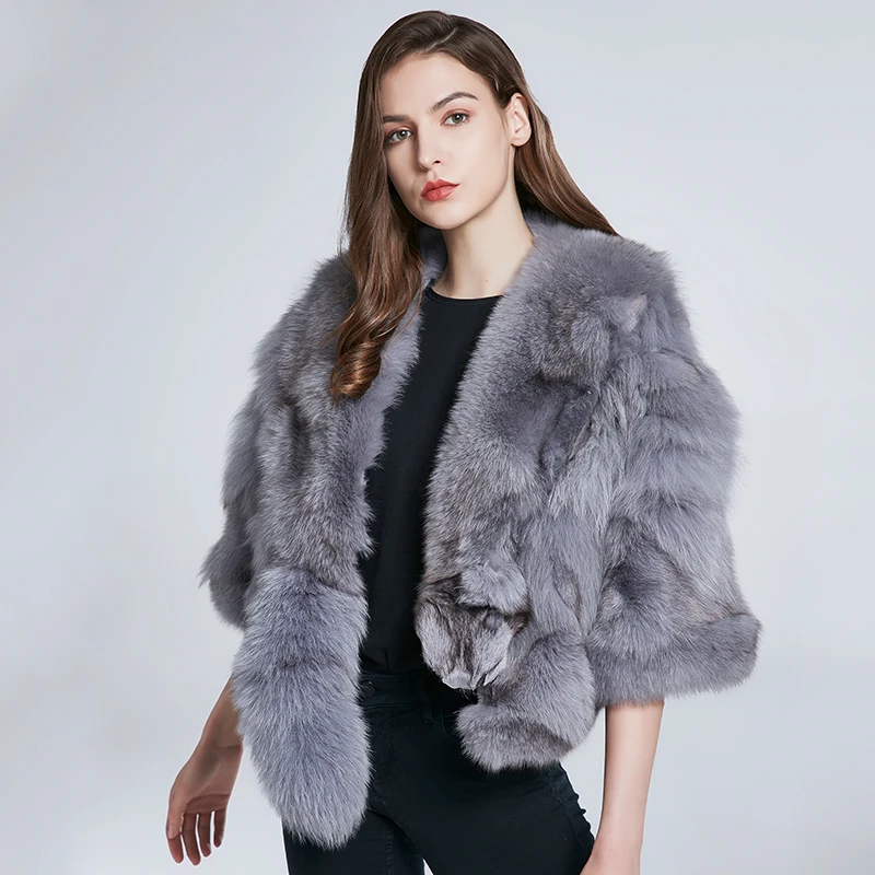 JKP real fur coats Women Natural Fur Jackets Vest Winter Outerwear Women Silver Blue Fox coat Shawl high quality fur Clothes
JKP real fur coats Women Natural Fur Jackets Vest Winter Outerwear Women Silver Blue Fox coat Shawl high quality fur Clothes