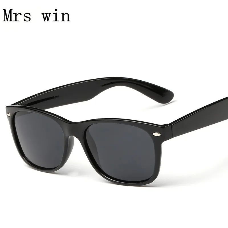 HDSUNFLY UV400 Sunglasses For Men Women Vintage Rivet Shades Classic Brand Designer Retro Sun Glasses Female Male Eyewear
HDSUNFLY UV400 Sunglasses For Men Women Vintage Rivet Shades Classic Brand Designer Retro Sun Glasses Female Male Eyewear