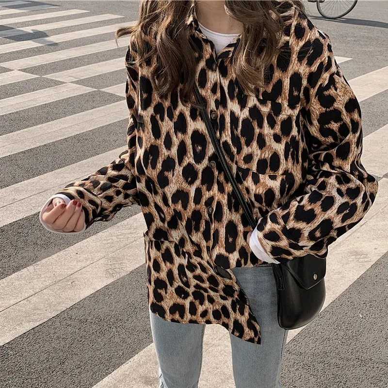 2019 New Sexy Womens Tops and Blouses Retro Loose Leopard Shirt Women Fashionable Streetwear
2019 New Sexy Womens Tops and Blouses Retro Loose Leopard Shirt Women Fashionable Streetwear