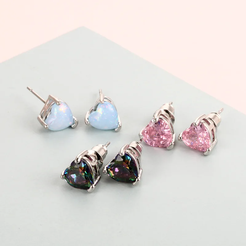 2018 heart crystal jewelry earrings for women female earrings for gift girl Stud Earrings Piercing Ear Studs Wedding Party
2018 heart crystal jewelry earrings for women female earrings for gift girl Stud Earrings Piercing Ear Studs Wedding Party
